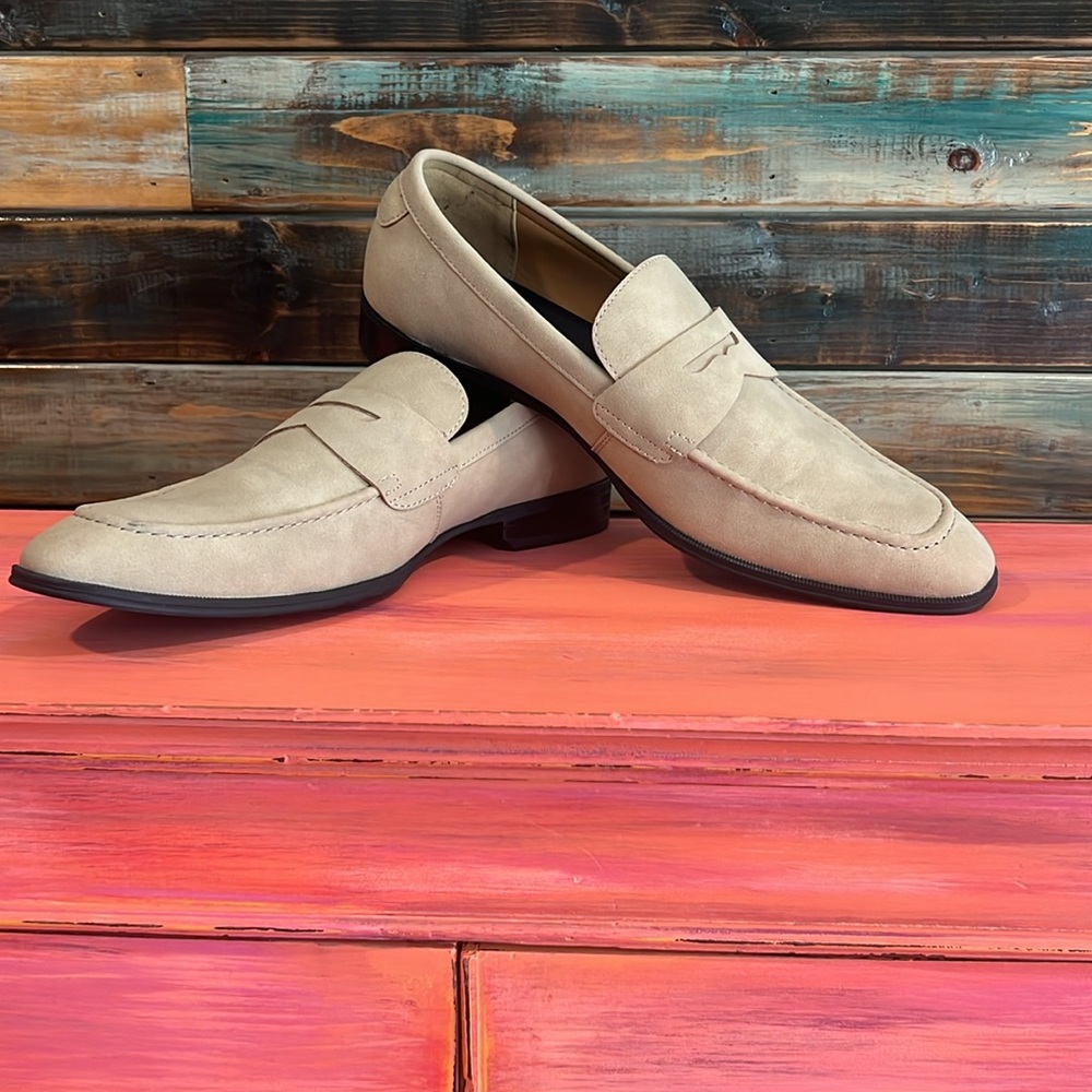 Alfani men’s 11.5 beige loafers dress shoes NEW